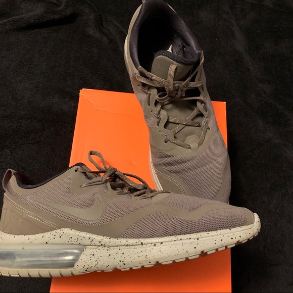 nike air max fury khaki